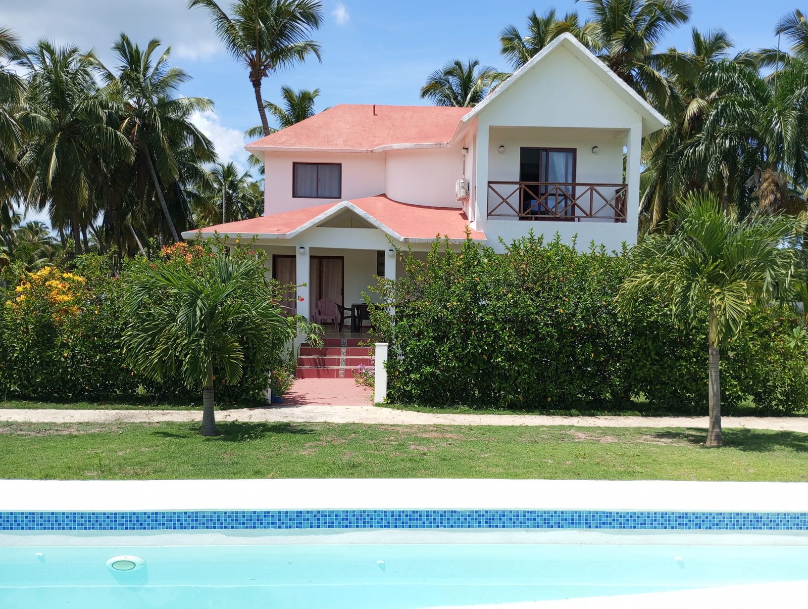 Villa à Limón (9) Maison tropicale avec piscine et palmiers