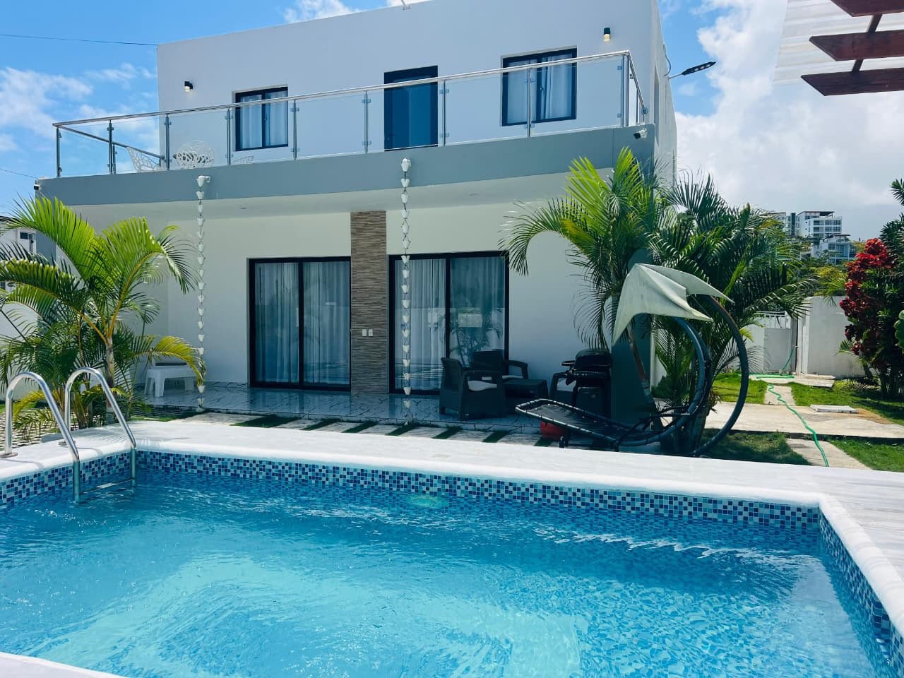 VILLA (18)